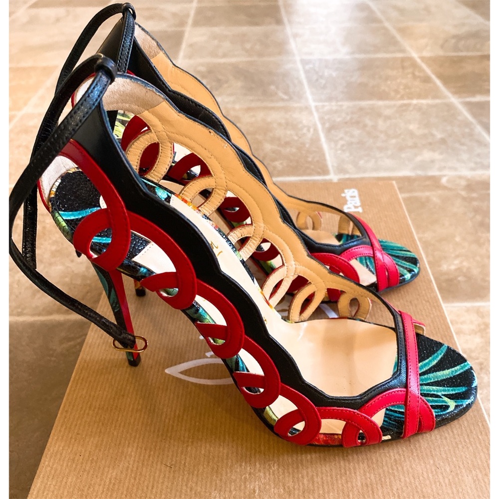 Christian Louboutin Houla Hot Kid Calf Hawaii 37